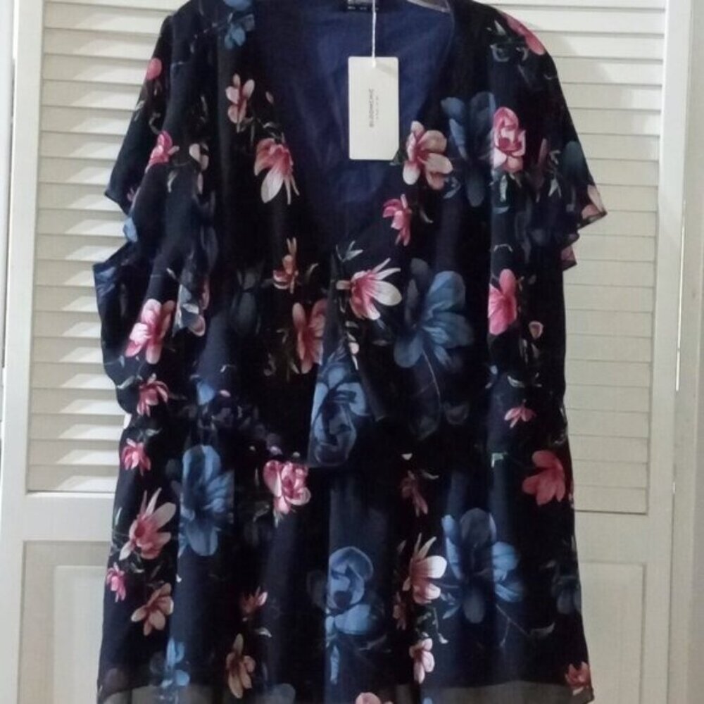 NWT- Floral Blouse - Size 26